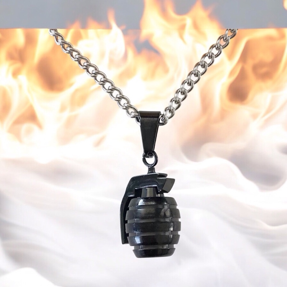 🆕 3D Grenade Pendant Necklace Stainless Steel
